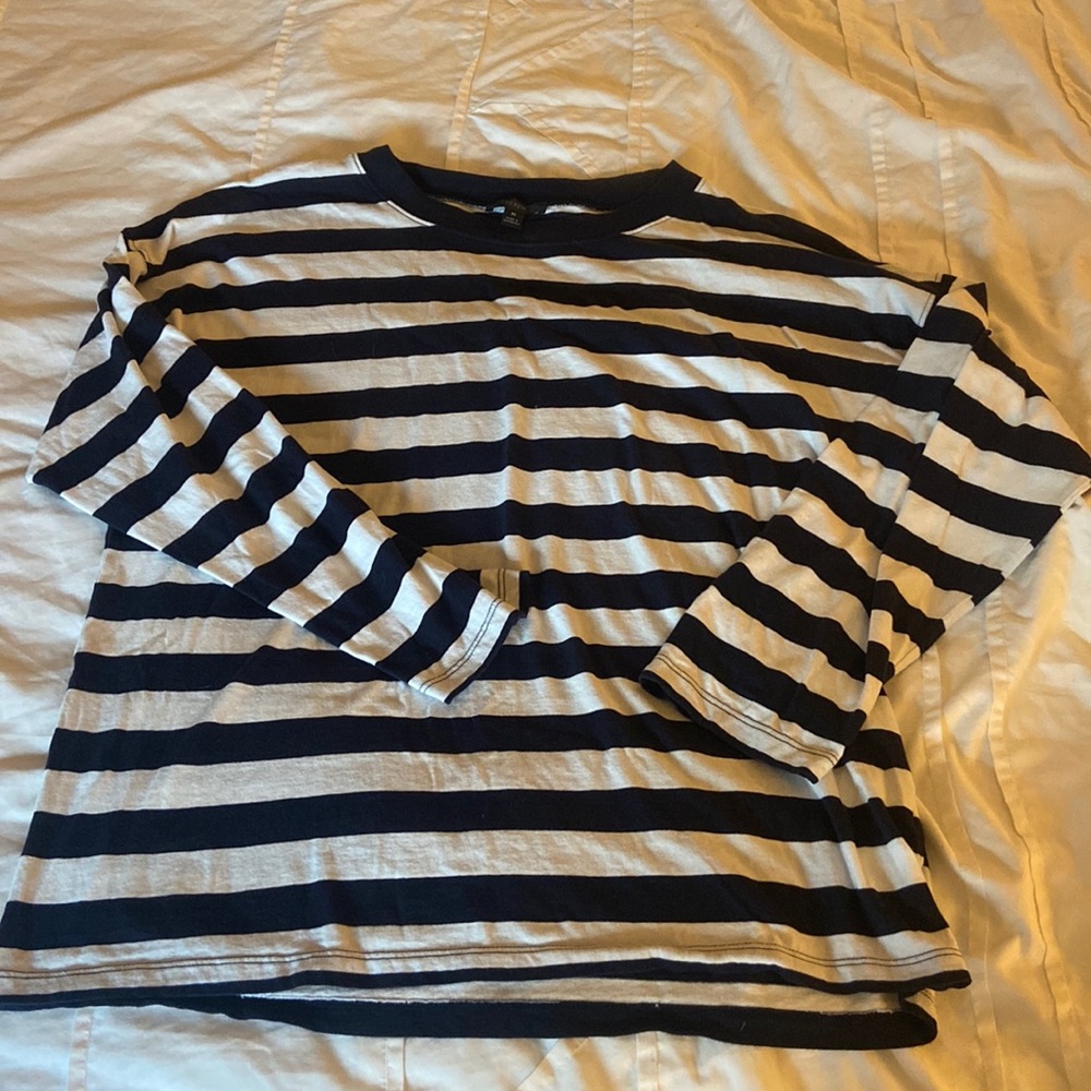 Navy stripe boxy tee